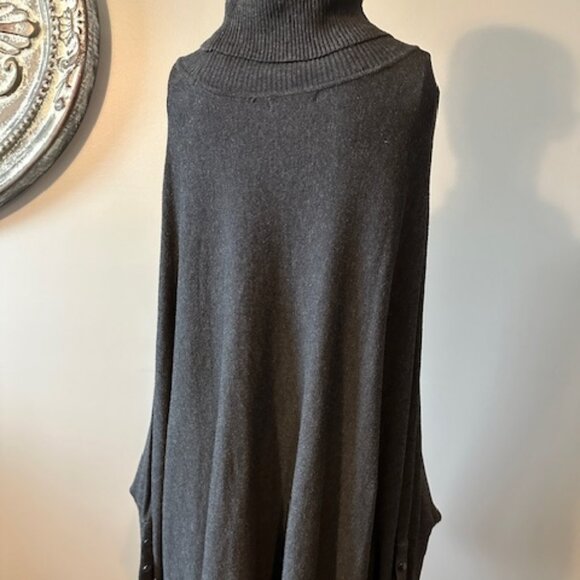 ALFANI GRAY SWING HI-LO SWEATER - Picture 3 of 3
